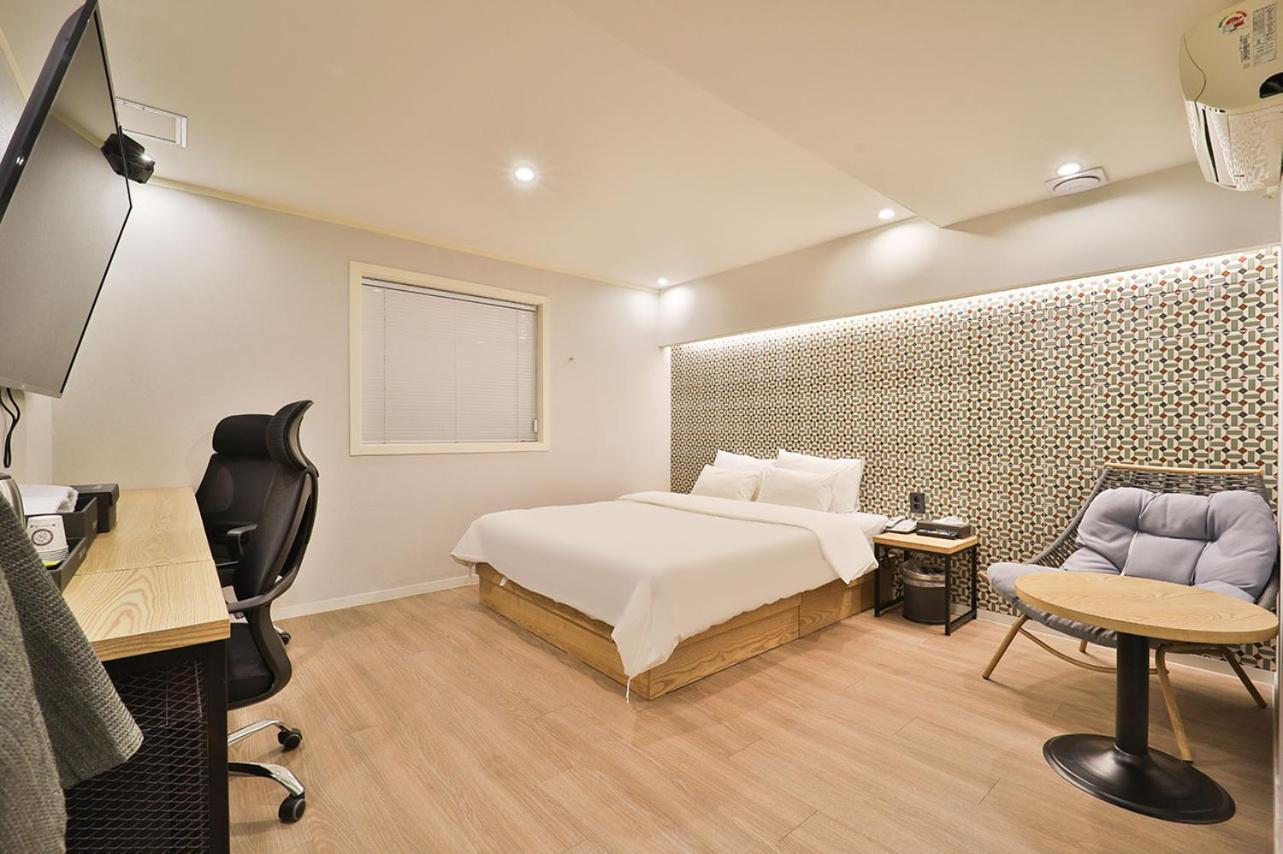 Jamsil Tomgi Hotel Seoul Exterior photo